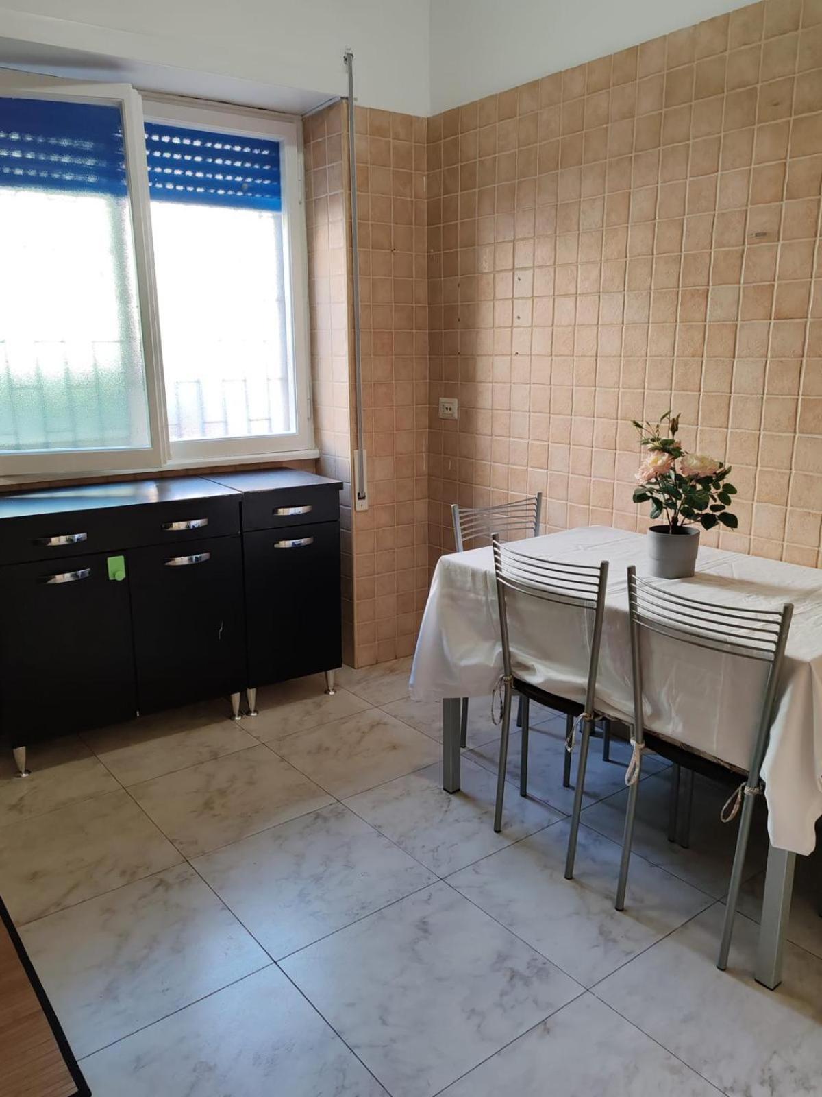 Affittacamere Appia Nuova 639 Rome Extérieur photo